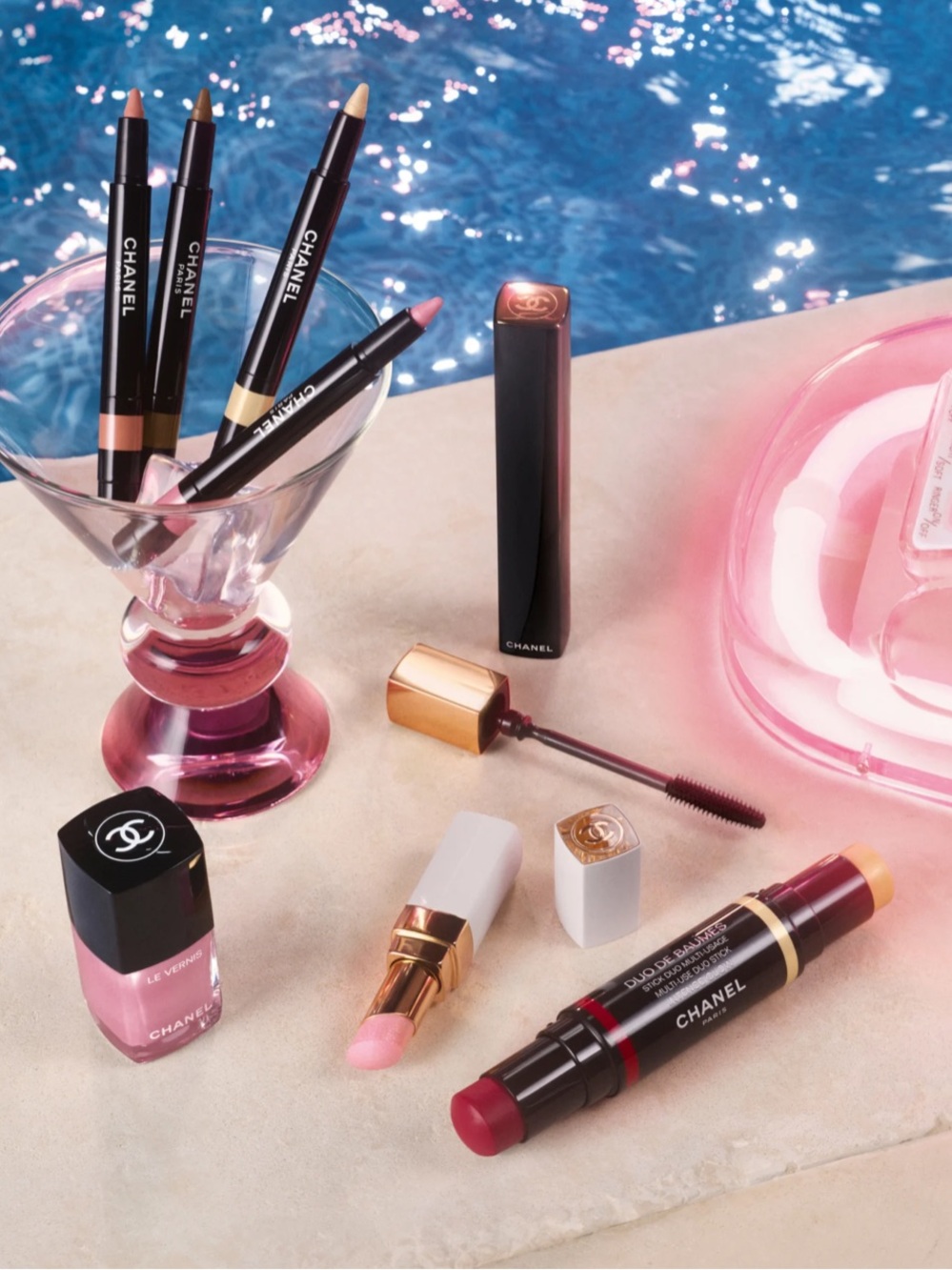 Chanel Rouge Coco Baume 772 - Picture 8 of 15